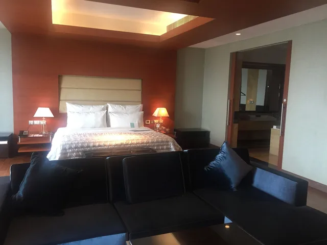 غرفة بسرير كينج بإطلالة على المدينة، LE MERIDIEN COIMBATORE 6/6