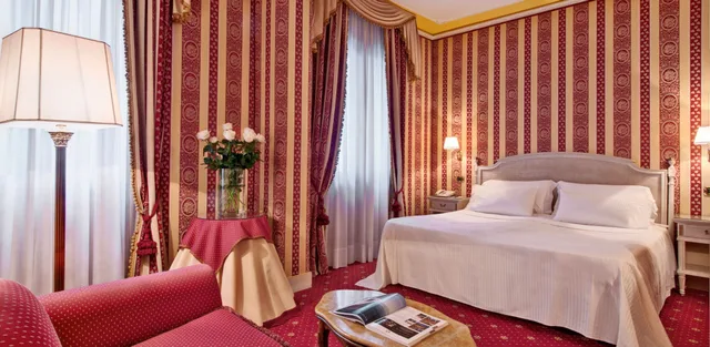 جناح جونيور كلاسيكي بسرير مزدوج، Sina Palazzo Sant'angelo 1/2