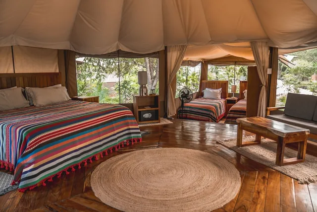 خيمة عائلية بسريرين منفصلين وسرير كينج، Destino Mio Mayan Jungle Retreat 1/3