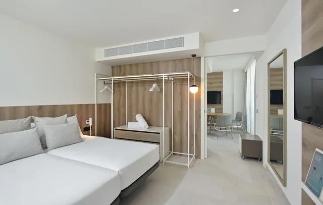 لوفت بانورامي بسرير مزدوج، Innside by Melia Calvia Beach 1/4