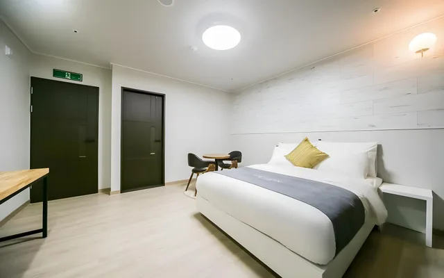 غرفة حصرية قياسية بسرير مزدوج، Andong Cm Park Hotel 1/2