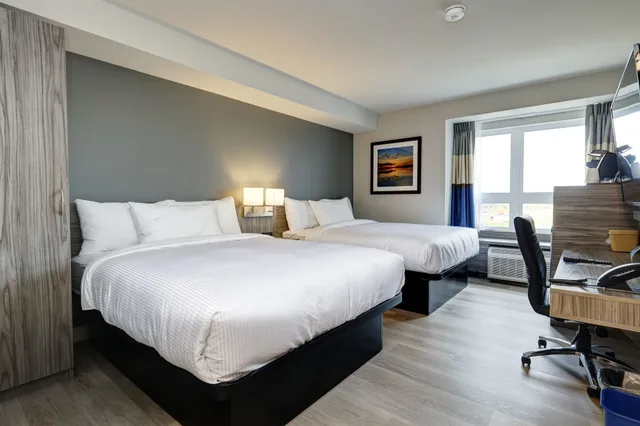 غرفة بسريرين كوين، Microtel Inn & Suites by Wyndham Kanata Ottawa West 1/7
