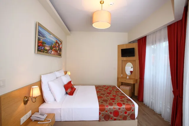 غرفة سوبيريور بسريرين منفصلين بإطلالة على الفناء، Esida Hotel 2/6
