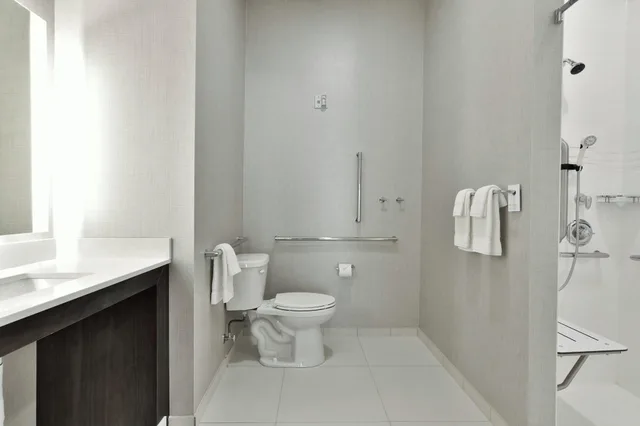 1 Bedroom, Suite, Accessible, Residence Inn by Marriott Eau Claire 5/10