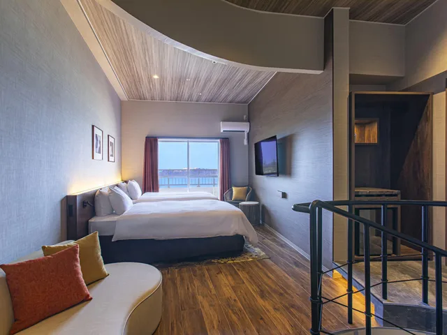 Semi Room, Suite, 4 Semi Double Beds, Corner، Twin-Line Hotel Yanbaru Okinawa Japan 1/1