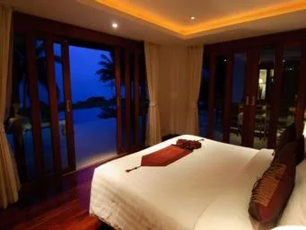 4 Bedrooms, Grand, Pool, Single Bed, Beach Front، Barcelo Coconut Island 1/1