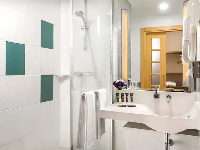 غرفة تنفيذية بسرير كوين، Novotel Kayseri 3/4