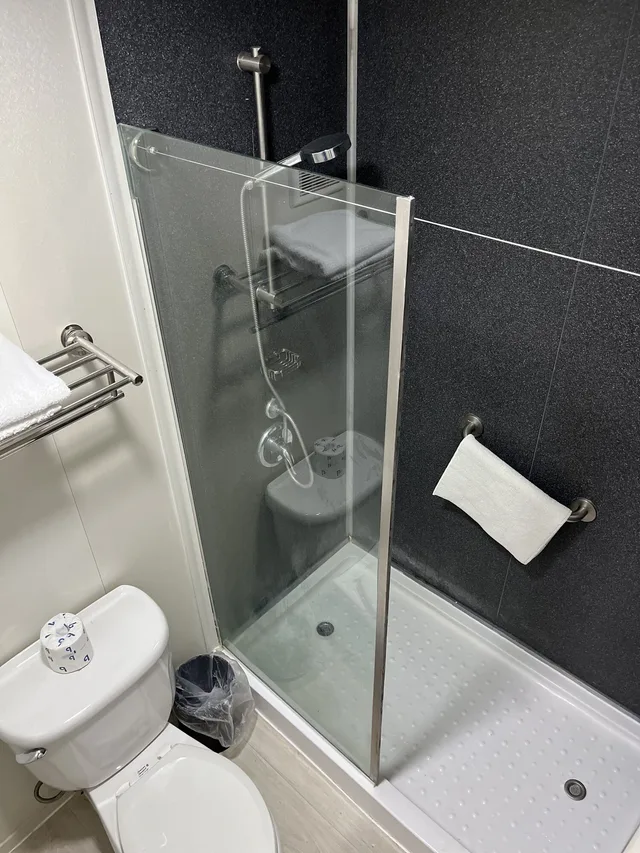 غرفة بسريرين مزدوجين بإطلالة على المسبح، Travelodge by Wyndham Orlando / Heart of International Drive 5/7