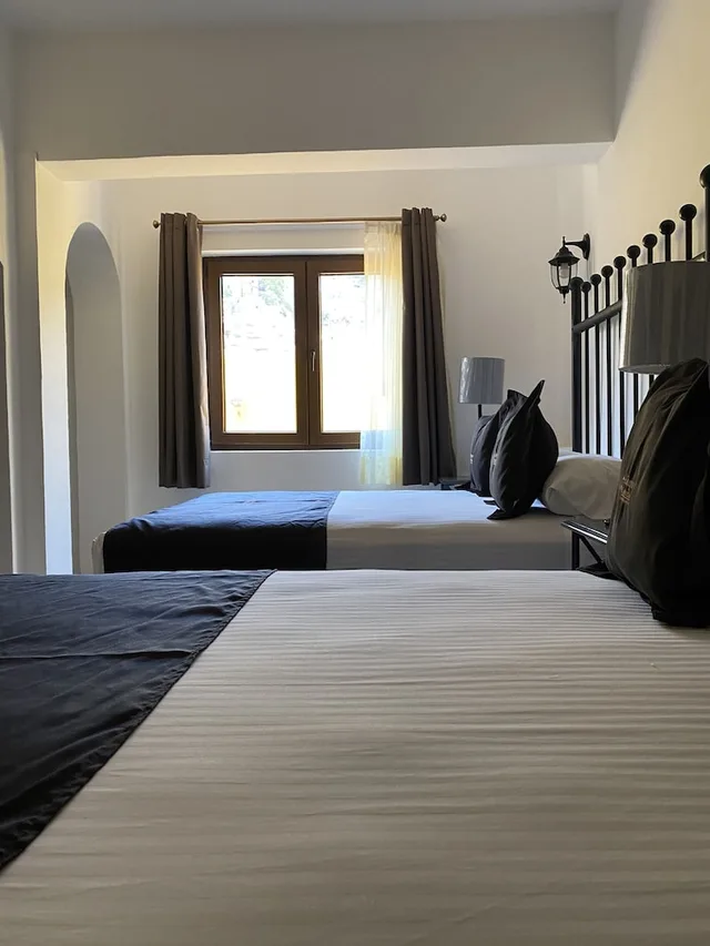 Superior, 2 Queen Beds, Terrace, Courtyard Area، Hotel Plata Condesa 4/5