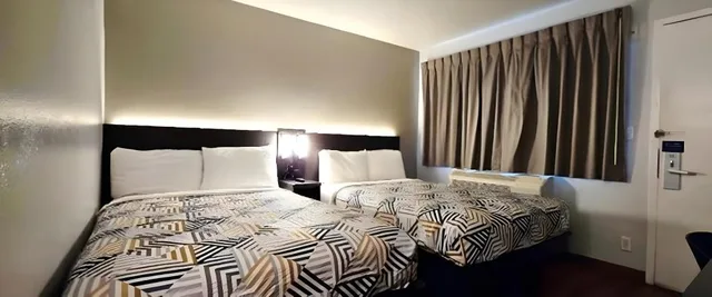 غرفة بسريرين مزدوجين، Motel6 Slidell, LA - New Orleans 8/10
