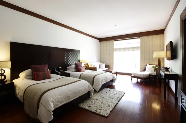 غرفة ديلوكس بسريرين منفصلين وسرير كينج، Jaypee Greens Golf And Spa Resort 2/4