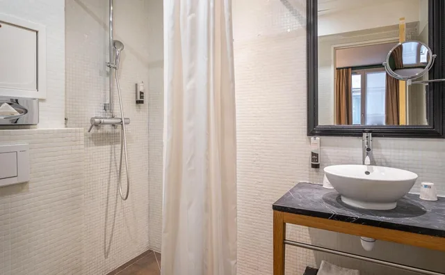 استوديو بسريرين منفصلين، Avalon Hotel Paris Gare Du Nord 2/2