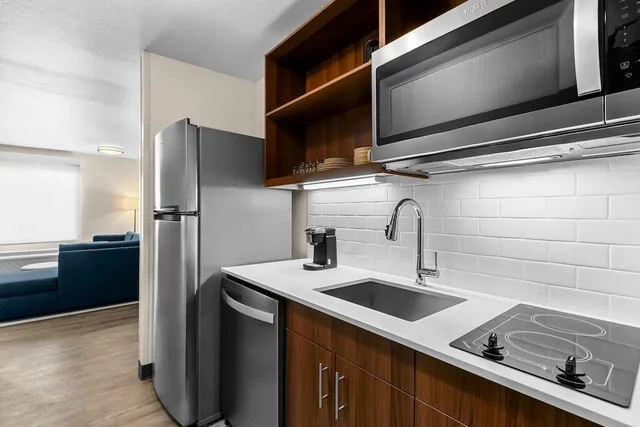 1 Bedroom, Suite, King Bed, Everhome Suites Chandler Phoenix Fashion Center 3/5