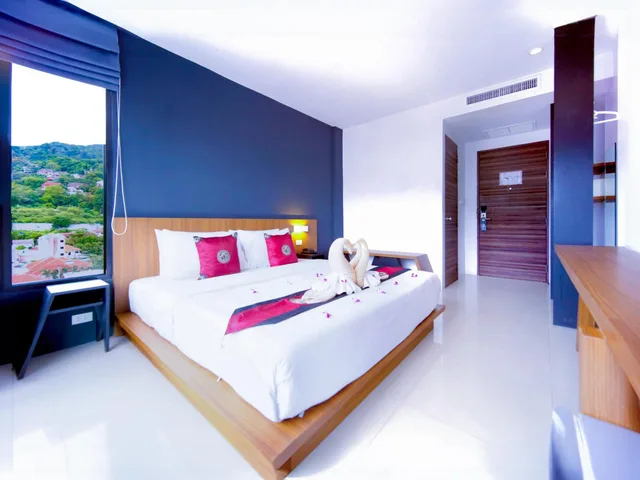 غرفة سوبيريور بسرير كينج، Phoenix Grand Hotel 2/10