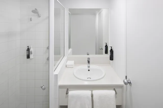 غرفة بسرير مزدوج، ibis Styles Sydney Central 3/3