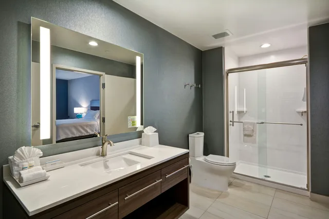 جناح بسرير كينج بغرفة نوم واحدة، Home2 Suites By Hilton Plano Legacy West 2/3
