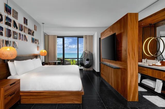 غرفة بسرير كينج بإطلالة جزئية على البحر، Conrad Tulum Riviera Maya 10/14