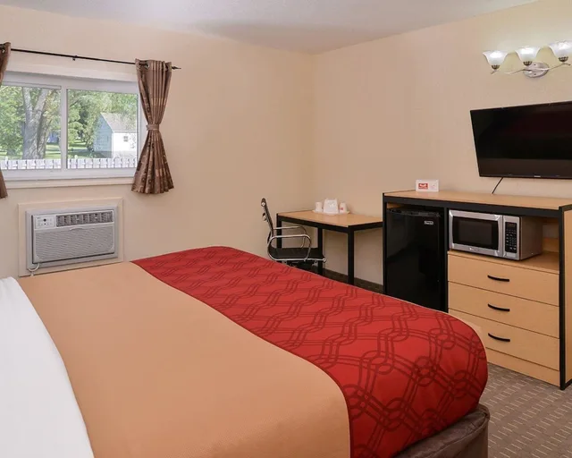 غرفة قياسية بسرير كوين، Econo Lodge Rochester I-90 & I-390 1/4