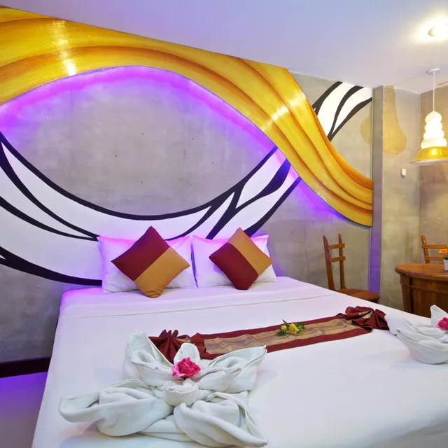 غرفة بريميوم بسرير مزدوج، Baan Kamala Fantasea Hotel 5/10