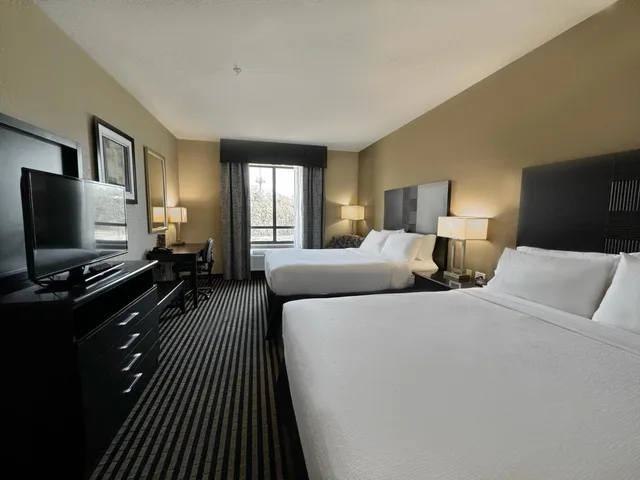 غرفة قياسية بسريرين كوين، The Hotel George A Kimpton Hotel 2/4