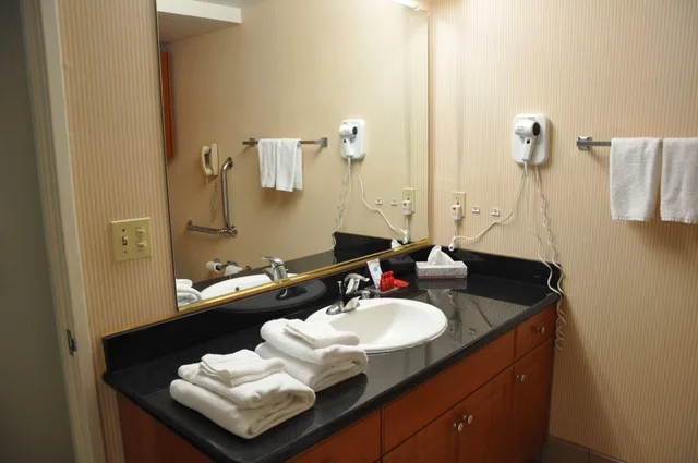 جناح، Surestay Hotel By Best Western Castro Valley 4/4