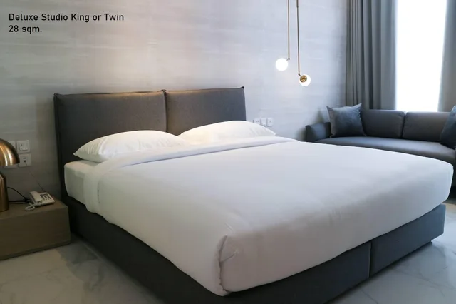 غرفة ديلوكس بسرير كينج، Ashley Hotel BKK 3/3
