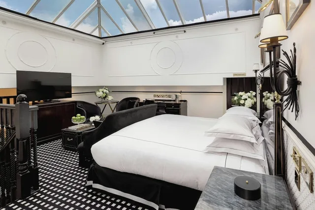 جناح بسرير كينج مع أريكة، Hotel 41 2/8