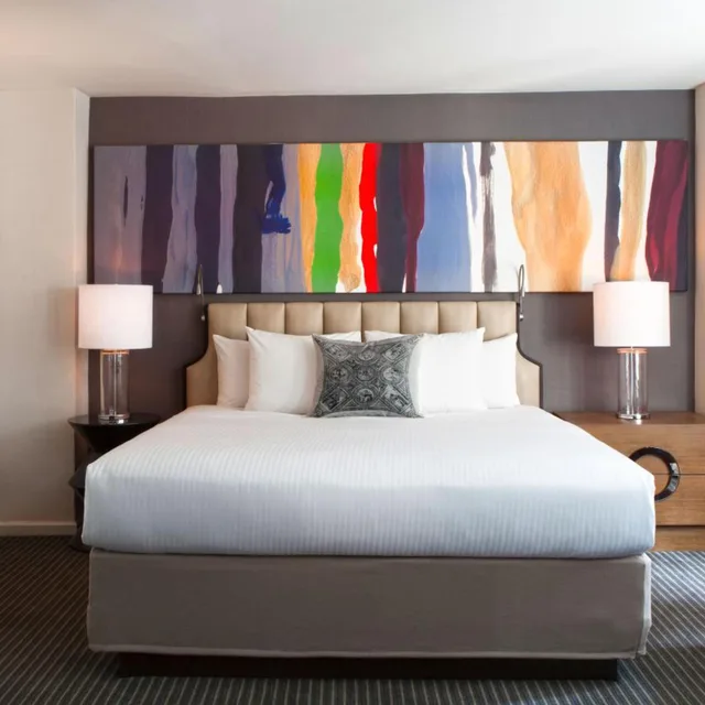جناح جونيور، The Fifty Sonesta Hotel New York 6/10