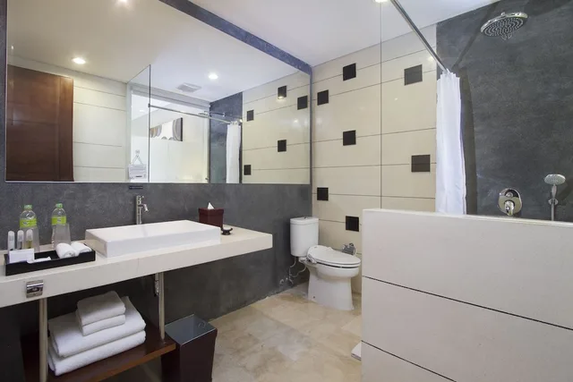 غرفة ديلوكس بسريرين منفصلين بإطلالة على المسبح، Amadea Resort & Villas 3/3