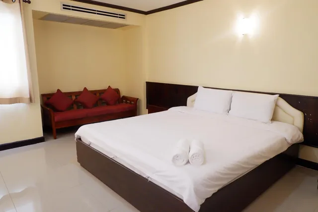 غرفة قياسية بسرير مزدوج، Auychai Grand Hotel 4/8