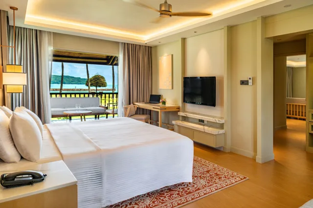 Pelangi Suite، Pelangi Beach Resort and Spa 1/1