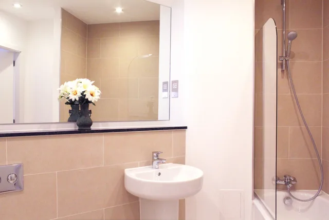 شقة بسريرين مزدوجين بغرفتي نوم مع أريكة، Shoreditch Apartments 4/4