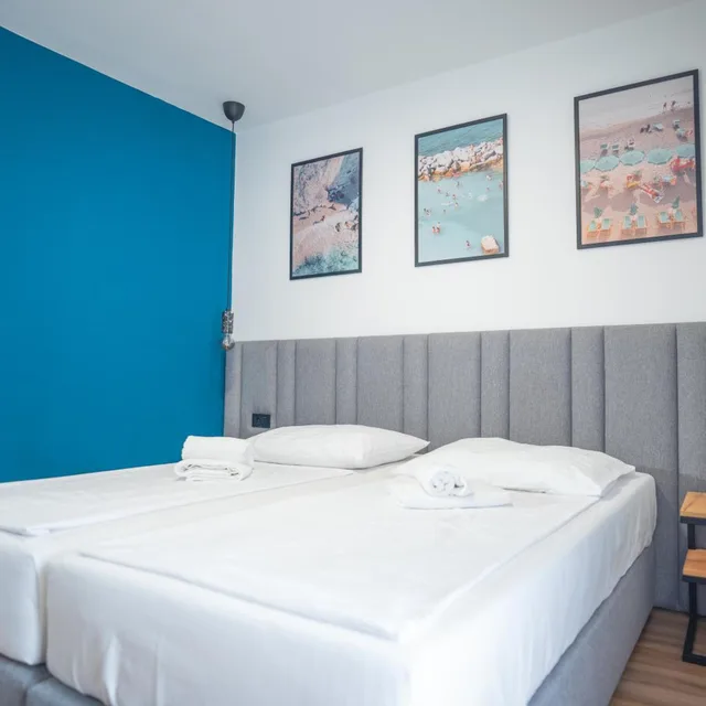 غرفة ديلوكس بسرير مزدوج بشرفة، Hotel Miran Pirovac 8/10