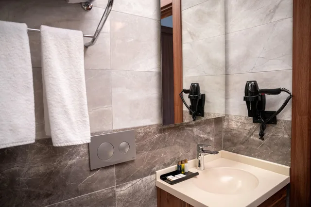 غرفة سوبيريور بشرفة، Mari Suites Hotel 7/8