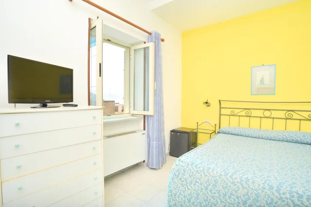 Room, Double Bed, Balcony, HOTEL CELESTE 3/5