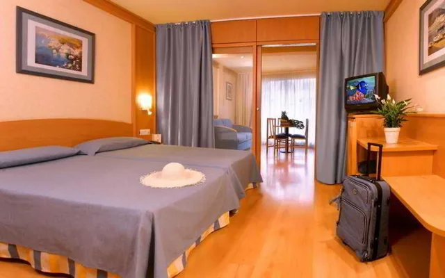 جناح جونيور، Hotel Guitart Central Park Aqua Resort 5/6