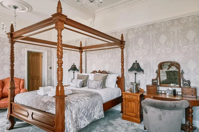 Victoria, Executive, King Bed, Queen Bed, Sea View, Bathtub، The Queens Hotel Lytham 1/1