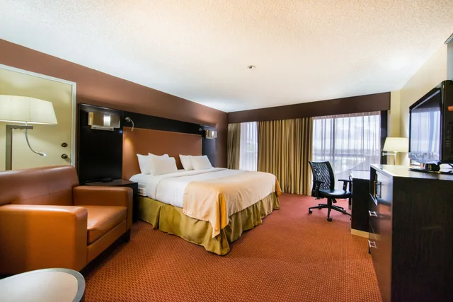 غرفة بسرير كينج لذوي الإعاقة، GreenTree Hotel Phoenix West 4/9