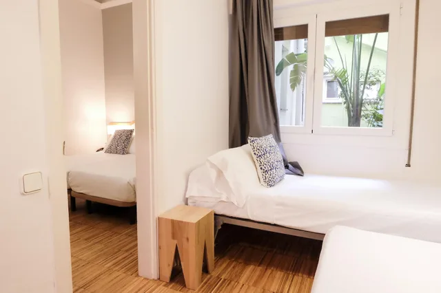 غرفة قياسية ثلاثية مع سرير إضافي، Subur Hotel Sitges 1/4