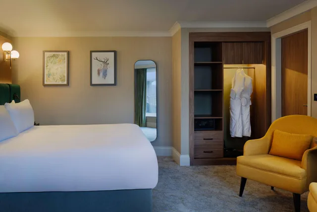 جناح جونيور بسرير كينج بشرفة، DoubleTree by Hilton Belfast Templepatrick Golf & Country Club 3/6