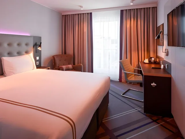 غرفة مفردة بسرير مزدوج، Premier Inn Nuremberg City Opernhaus 1/2
