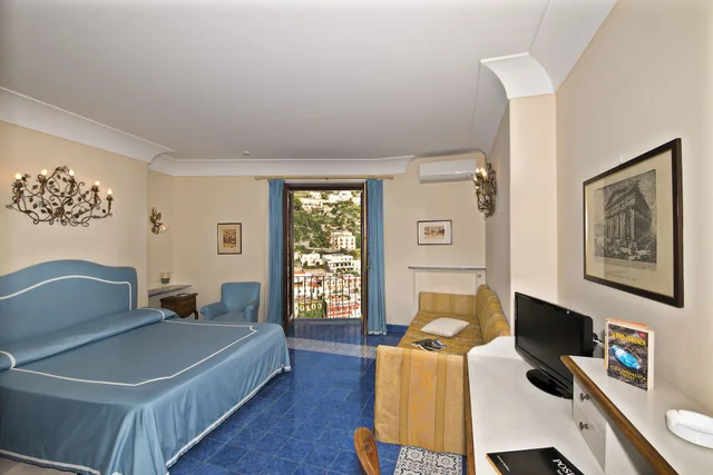 Room, Triple, 3 Beds, Sea View, French Balcony, Hotel Casa Albertina 2/10