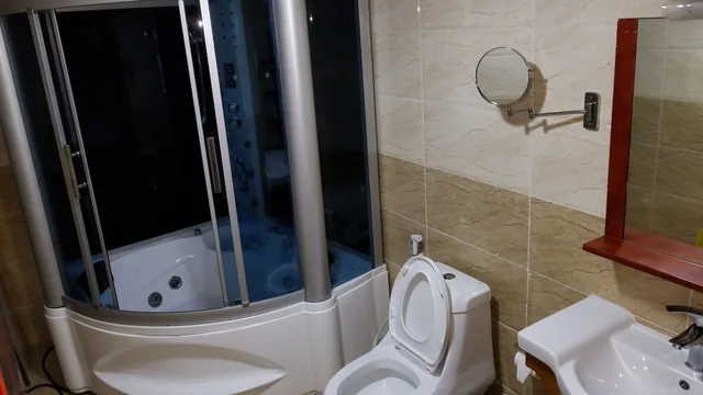 جناح بسرير كوين، Sarem International Hotel 3/3