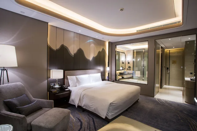 Deluxe, Suite, King Bed, Wanda Realm Changzhou 2/2