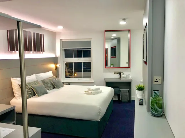 غرفة بسريرين منفصلين، Ilford Hotel Goodmayes 8/10