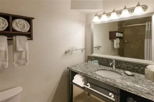 جناح بإطلالة على البحيرة، HAMPTON INN CHICAGO DOWNTOWN/MAGNIFICENT MILE 1/1