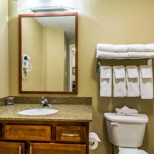 جناح بسريرين مزدوجين لذوي الإعاقة، Candlewood Suites Jacksonville East Merril Road 3/3