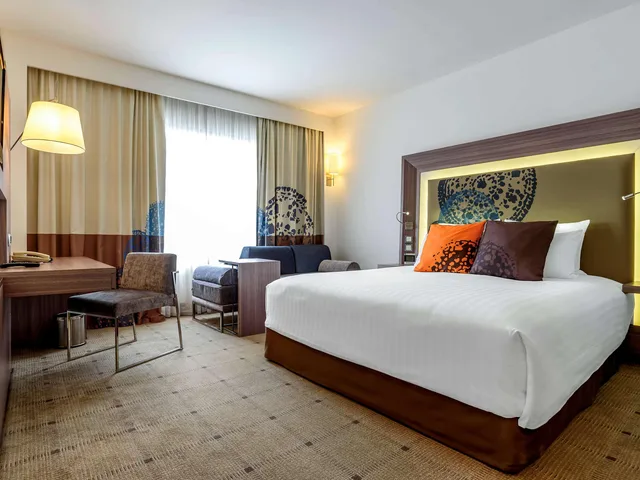 Executive, King Bed, Premier Floor، Novotel Bangkok On Siam Square 2/5