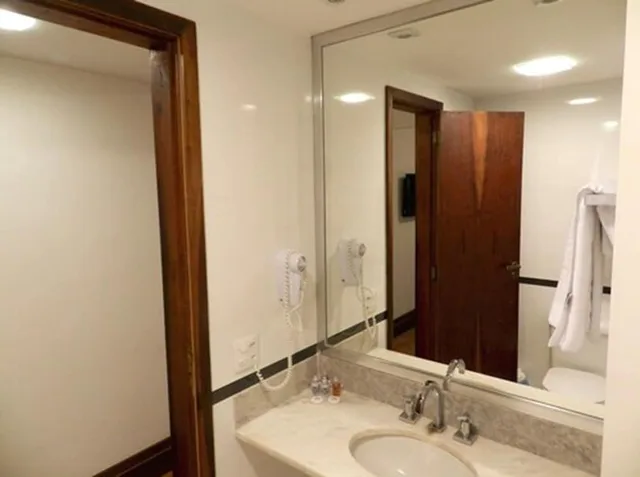 جناح، CASABLANCA CENTER HOTEL 1/1