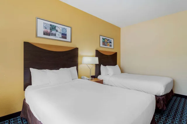 غرفة قياسية بسريرين كوين، Comfort Inn & Suites Corbin North 7/10